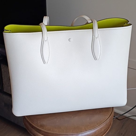 Kate Spade New York Cream All Day Large Tote W/Lime Green Interior And Wristlet - Picture 5 of 8